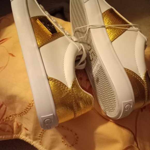 G By Guess women's fashion sneaker - Picture 4 of 9